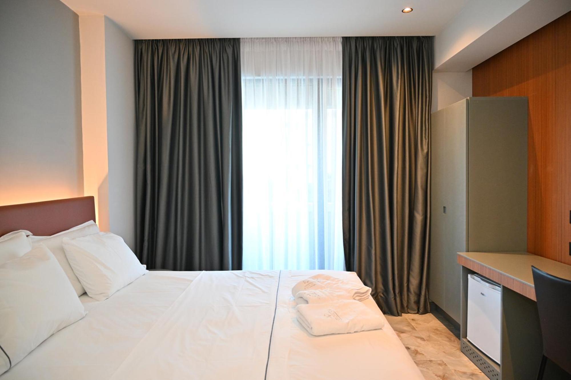 Hotel Rinia 2 Škalngur Esterno foto